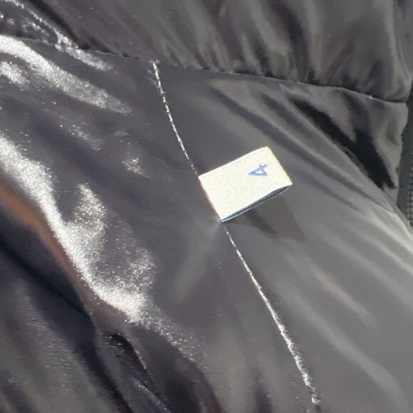 MONCLER Breteuil Giubbotto Cropped Black Puffer Down Jacket Wms Size 4/ L $1690+ - Picture 11 of 14